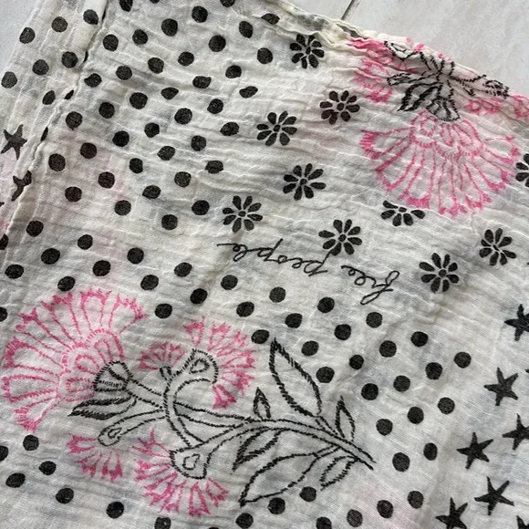 Free People Packable Gauzy Polka Dot and Floral Tote Bag Pink/White/Black OS - Picture 3 of 4